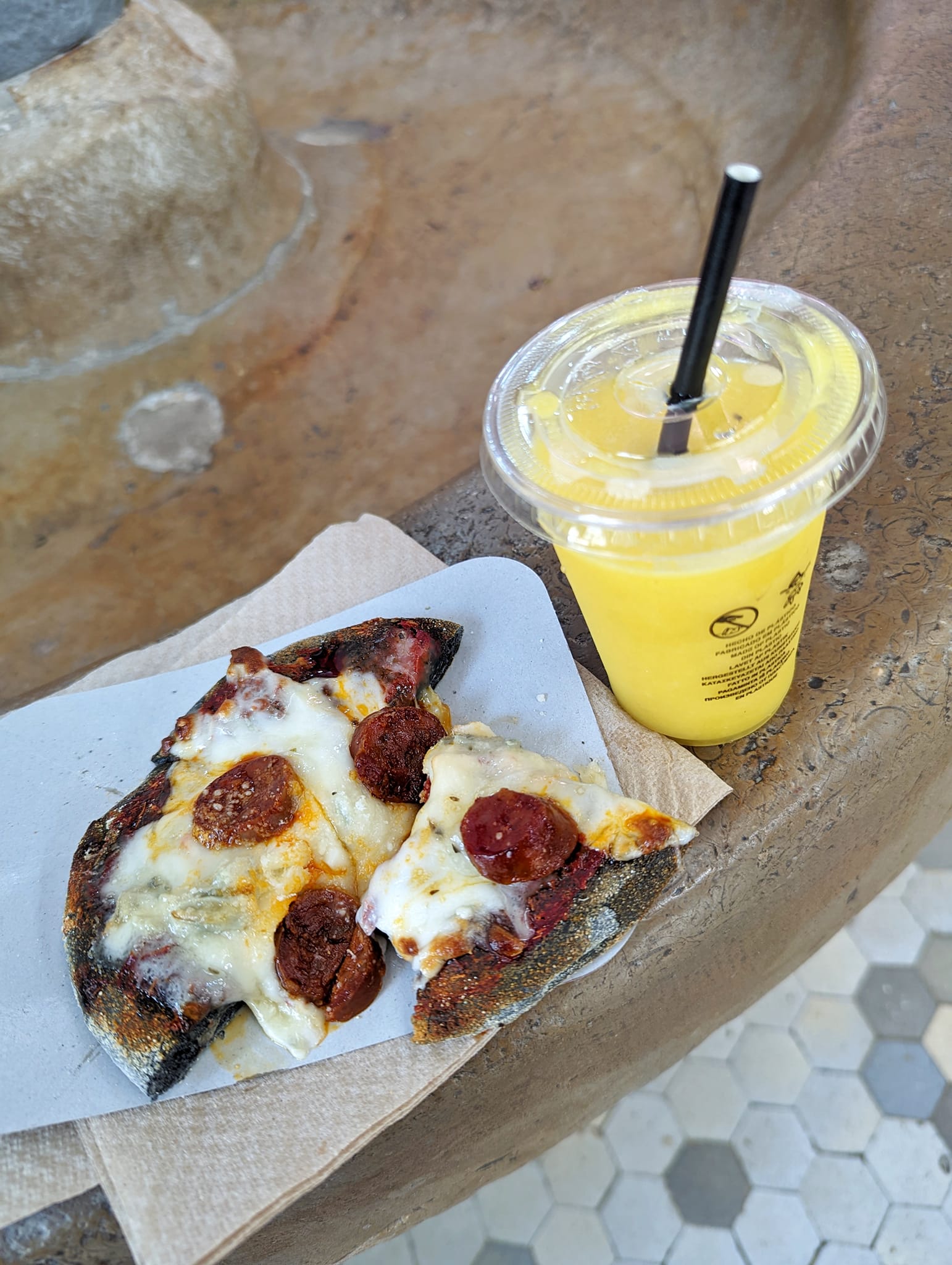 Spain: A week in Valencia - Juice and flatbread at Mercado Central