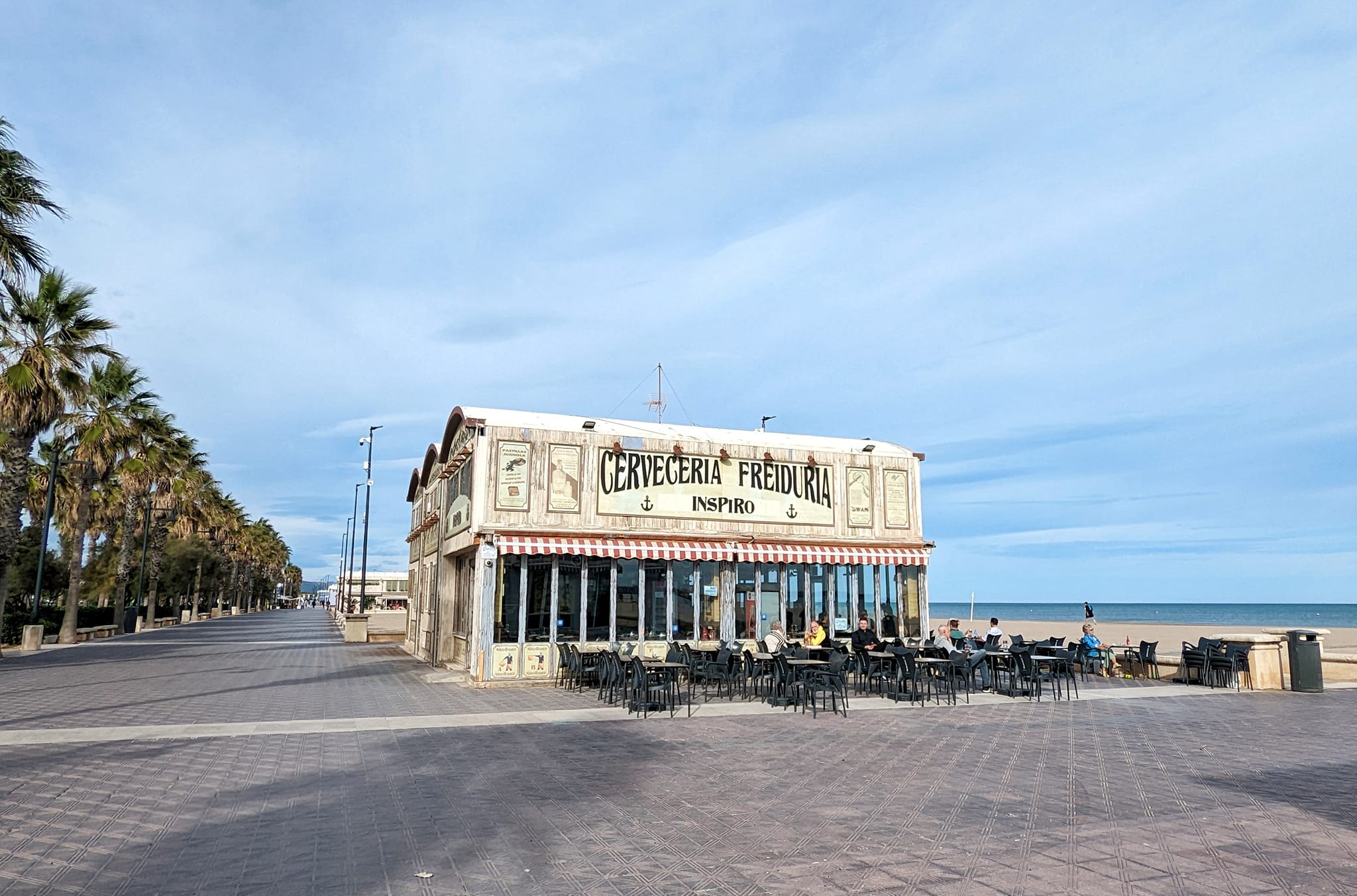 Spain: A week in Valencia - Cerveceria at Playa e las Arenas