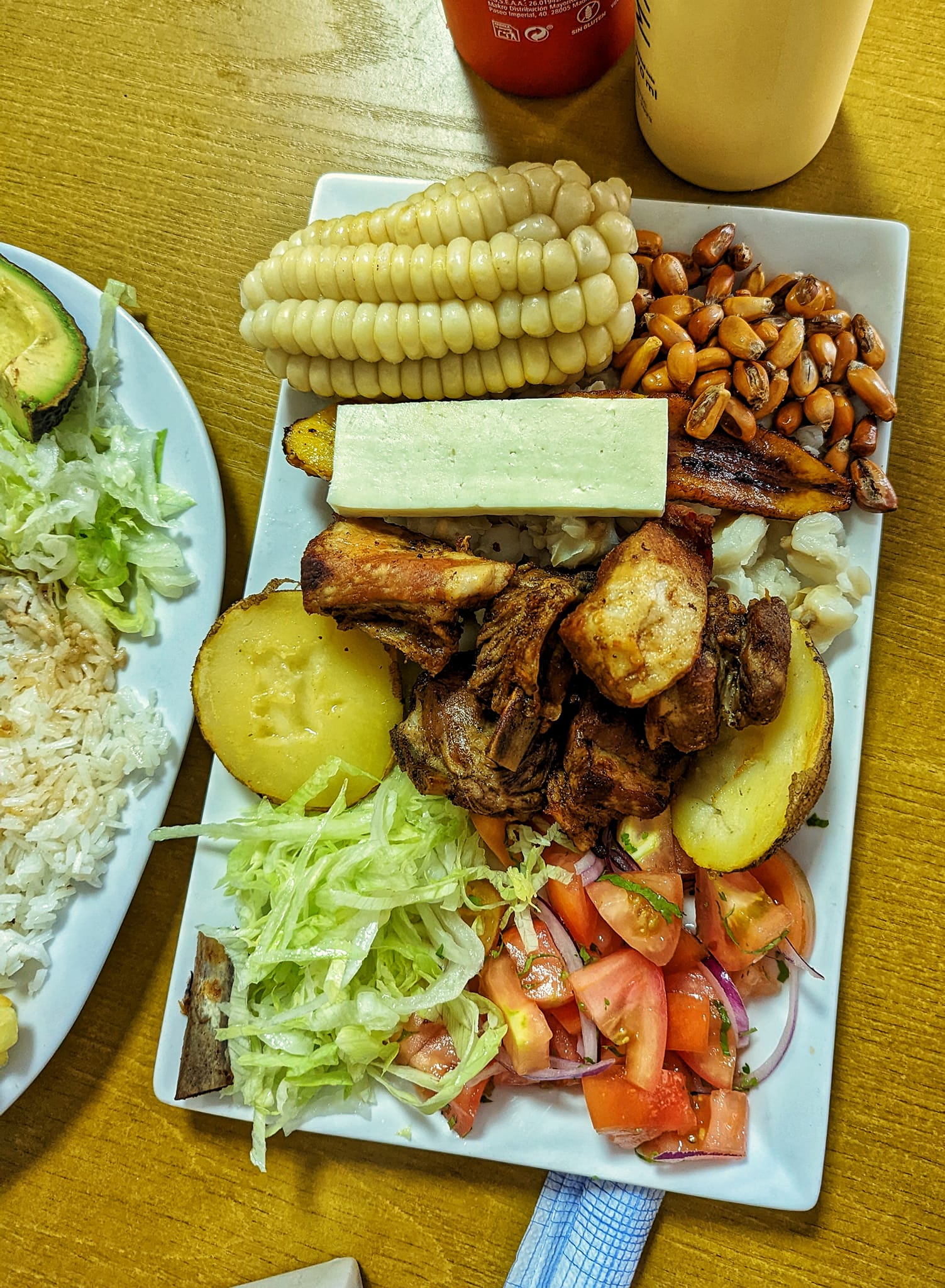 Spain: Food in Valencia - Sant Jhoan'e Ecuadorian restaurant